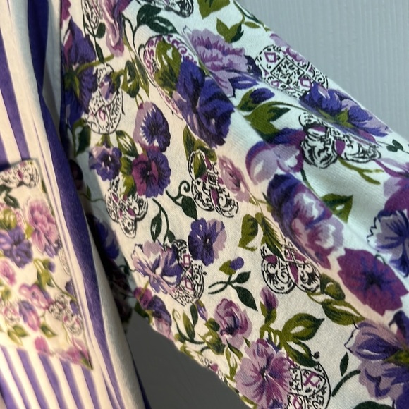 Pebble Court shirt, size small - Picture 7 of 9